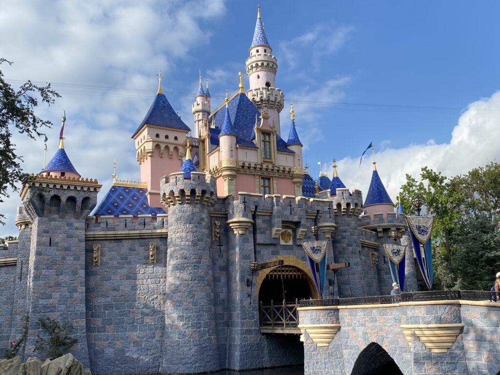 Disneyland-castle