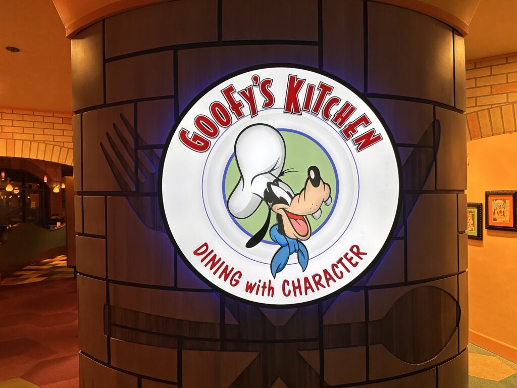 Goofys-kitchen-sign-indoors