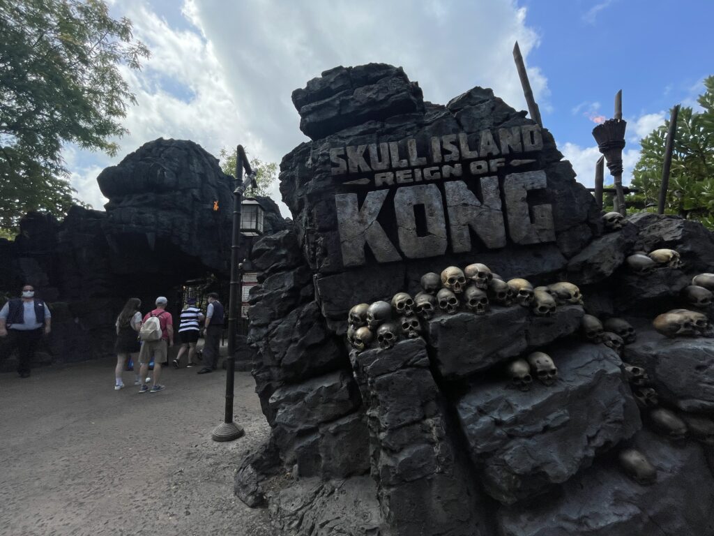 universal-studios-thrill-rides-reign-of-kong
